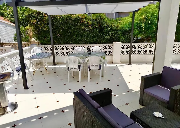 Adosado De 140M2 Con Terraza A 50 M De La Playa
