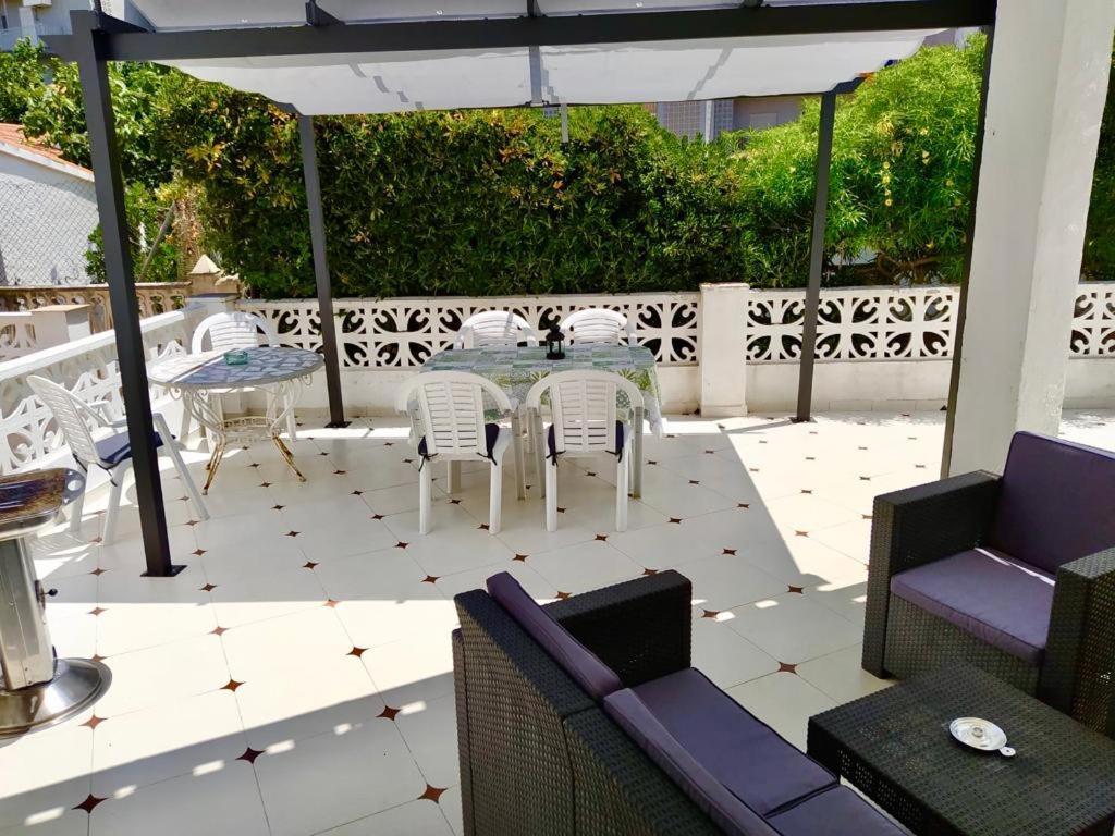 Adosado De 140m2 Con Terraza A 50 M De La Playa Casa de Férias *