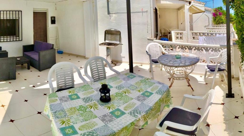 Adosado De 140m2 Con Terraza A 50 M De La Playa Casa de Férias Dénia