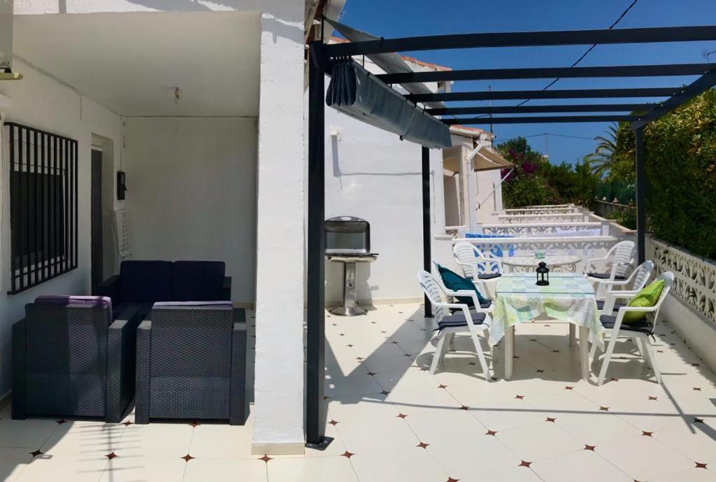 Casa de Férias Adosado De 140m2 Con Terraza A 50 M De La Playa